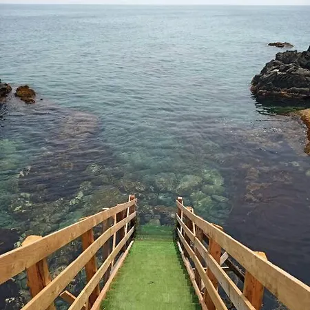 Apartment Casa Sul Mare In Sicilia, Acireale-stazzo Acireale